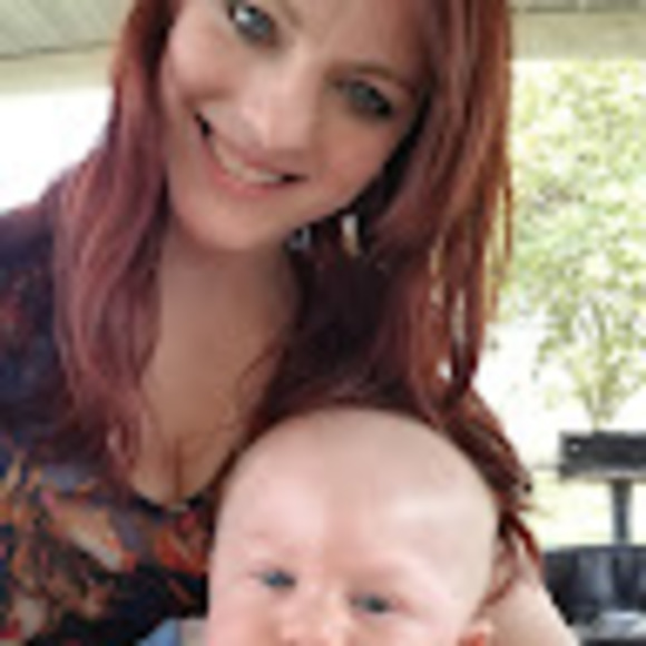 Meet your Posher, Kati - Picture 1 of 1